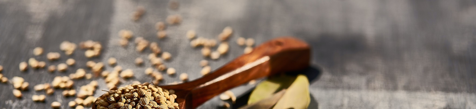 產(chǎn)品與合作